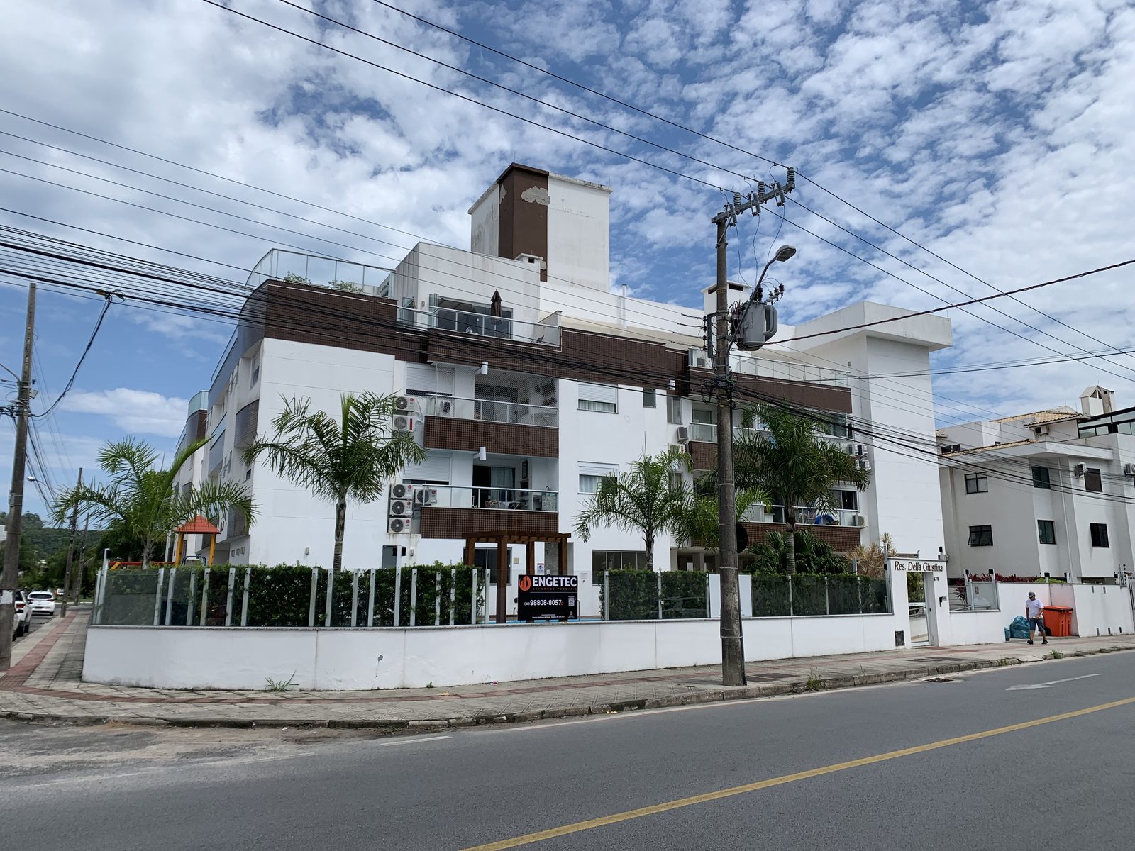 Fachada recuperada — Della Giustina