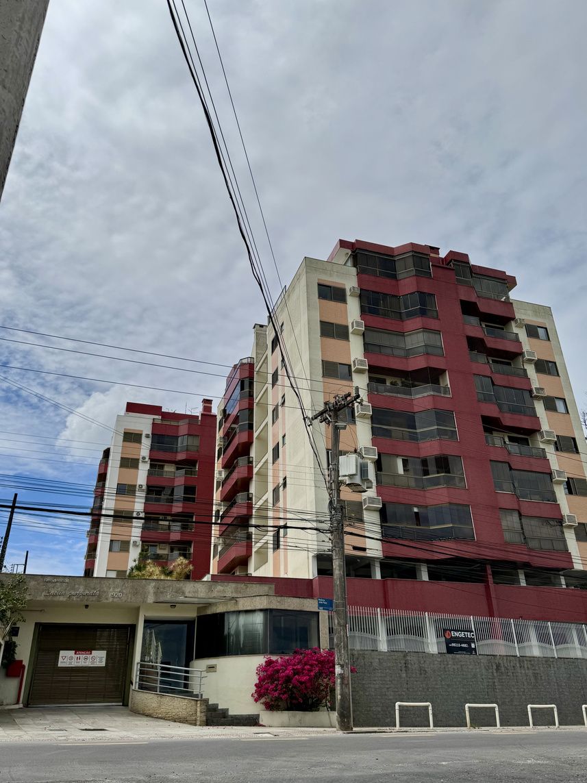 Edifício residencial atendido pela Engetec em Santa Catarina